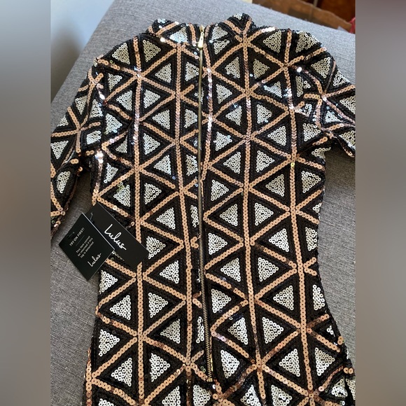 Lulus | Waking Up in Vegas dress in rose gold | XS - Picture 5 of 8